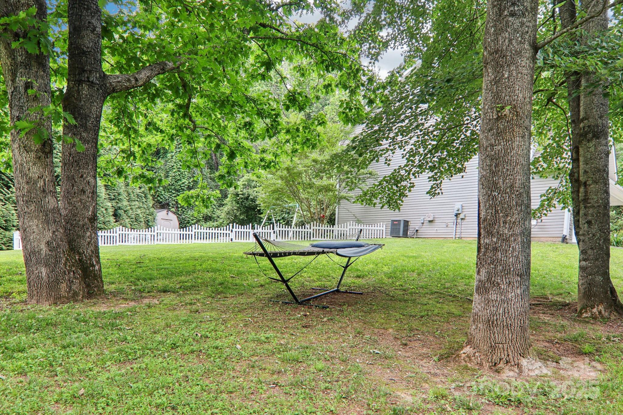 22 Streamside Drive Hendersonville NC 28791