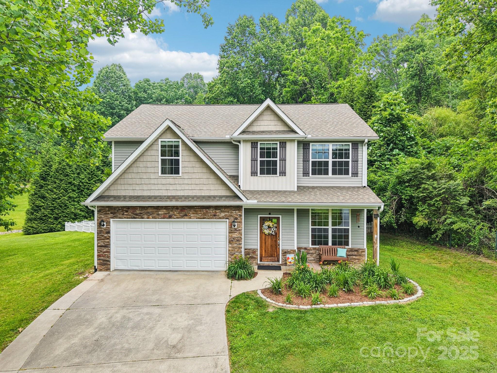 22 Streamside Drive Hendersonville NC 28791