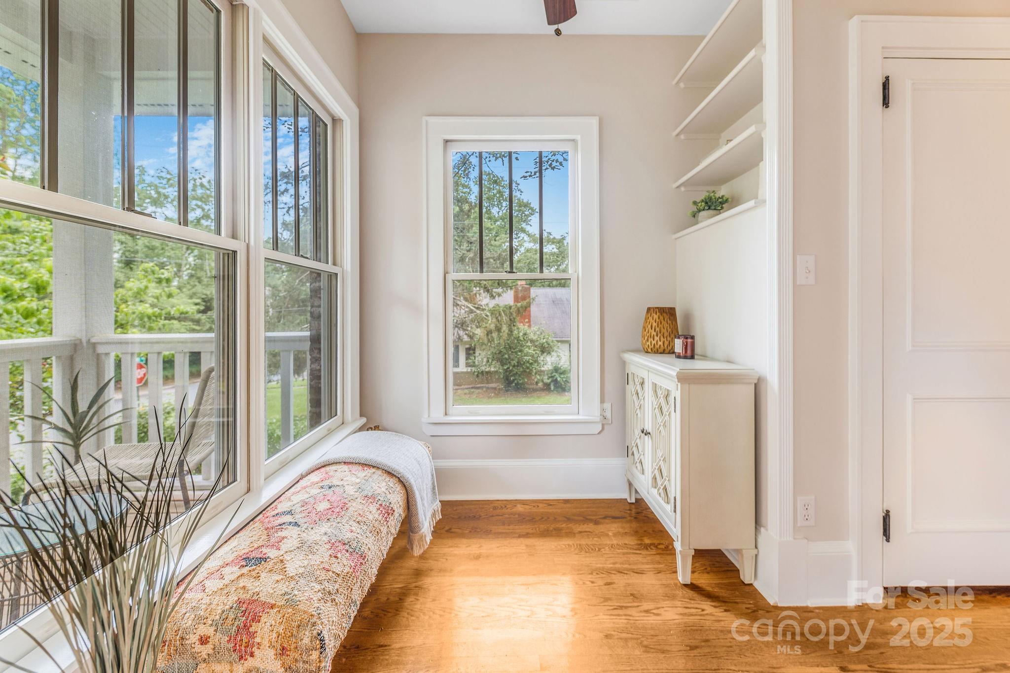 24 Warwick Road Asheville NC 28803