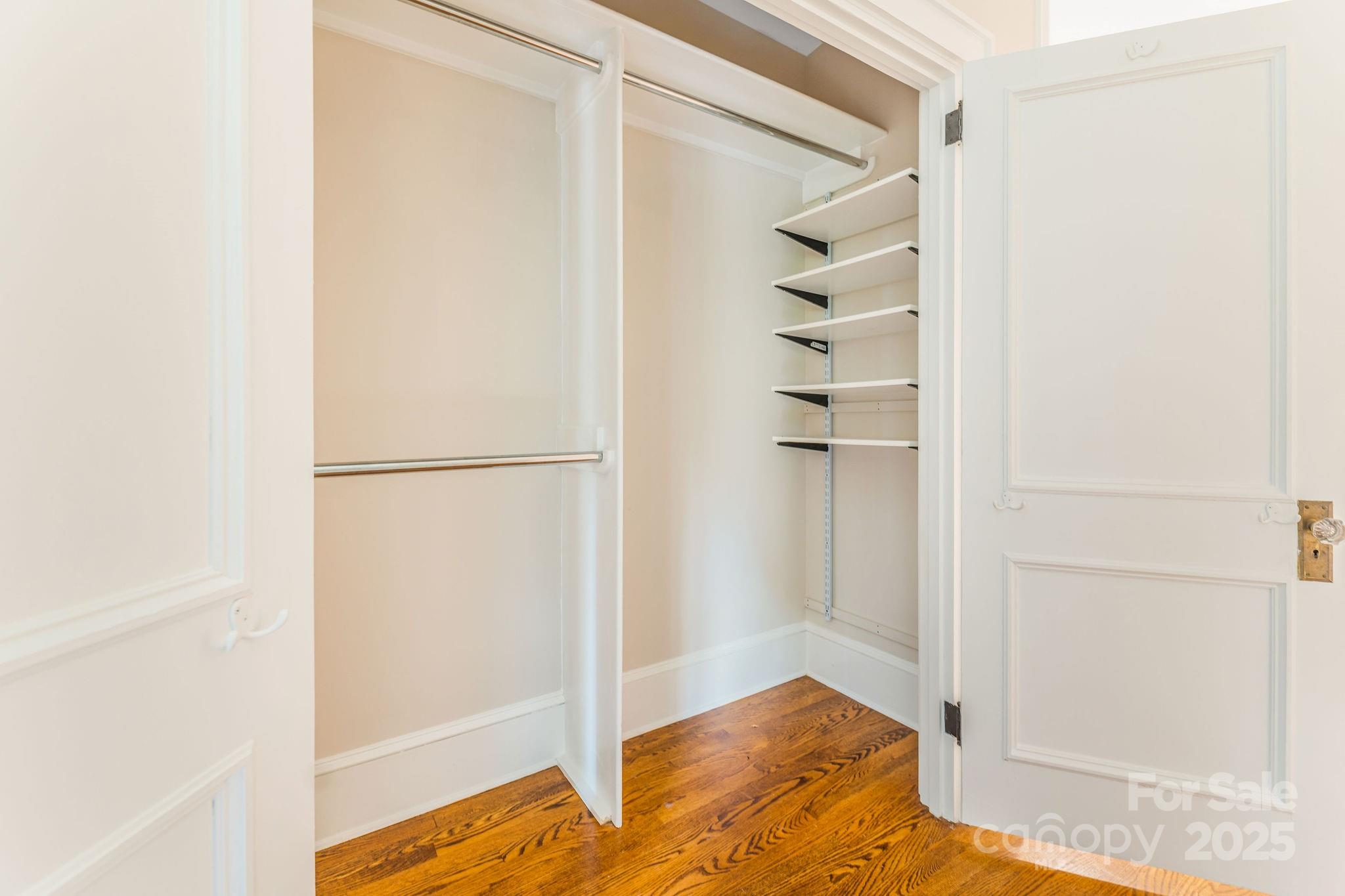 24 Warwick Road Asheville NC 28803