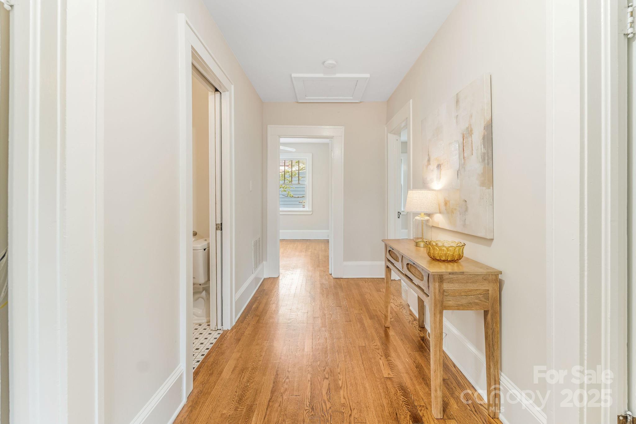 24 Warwick Road Asheville NC 28803