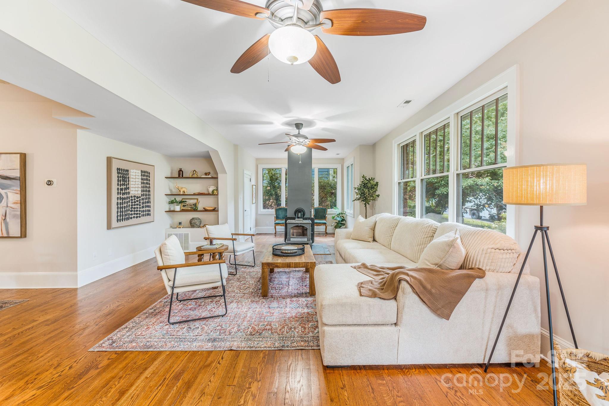 24 Warwick Road Asheville NC 28803