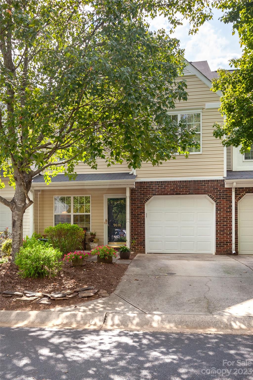 9618 Elizabeth Townes Lane Charlotte NC 28277