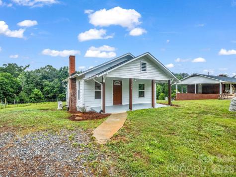 170 Dobbins Road Ellenboro NC 28040