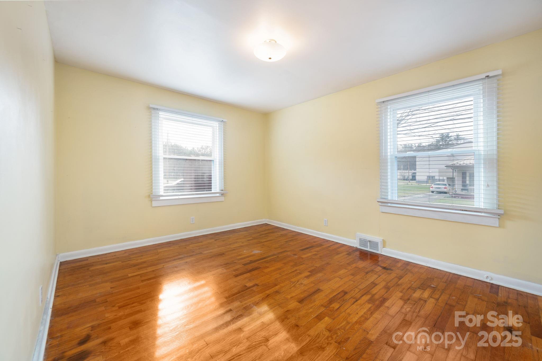 43 Henline Lane Bakersville NC 28705