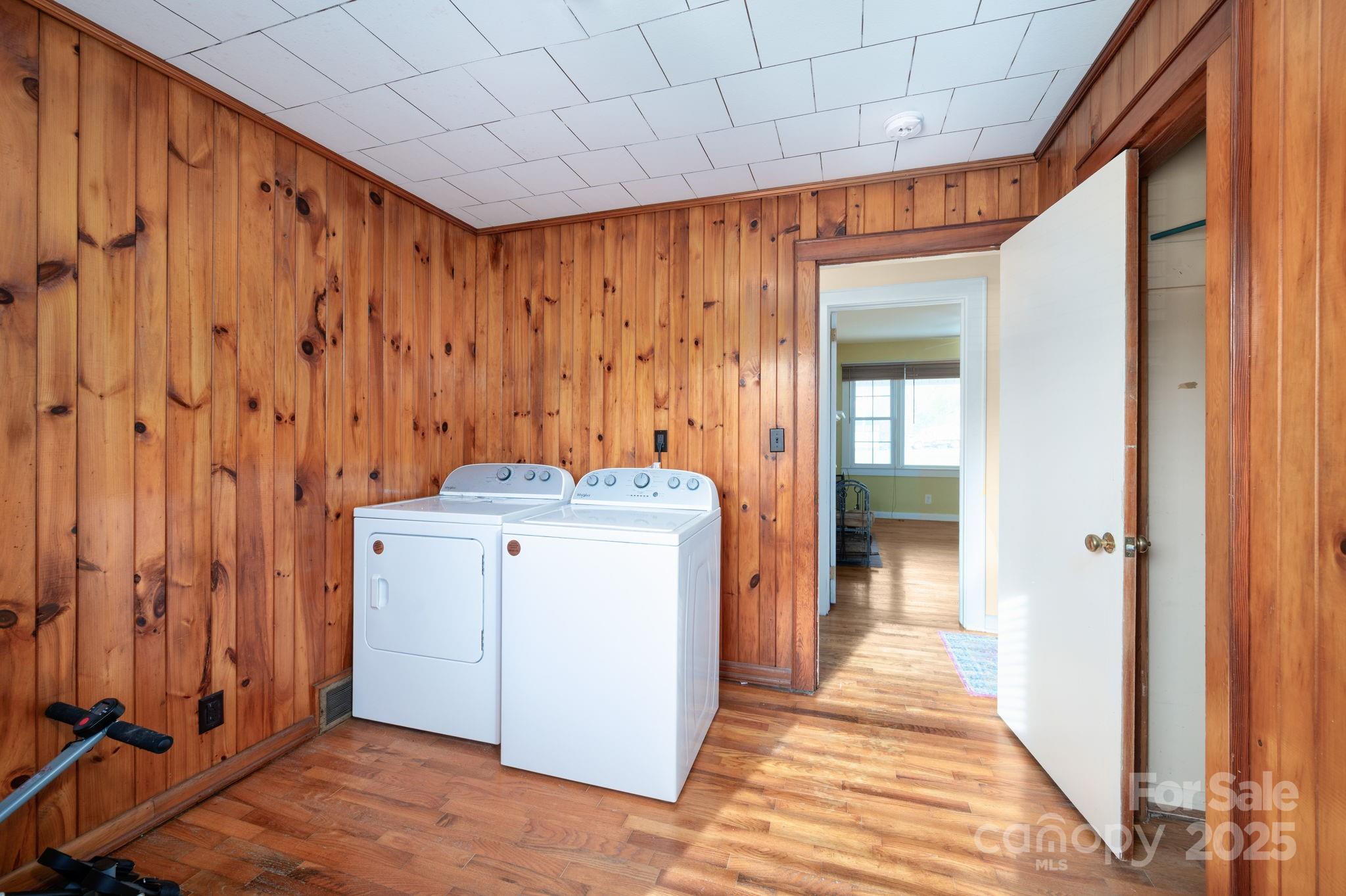 43 Henline Lane Bakersville NC 28705