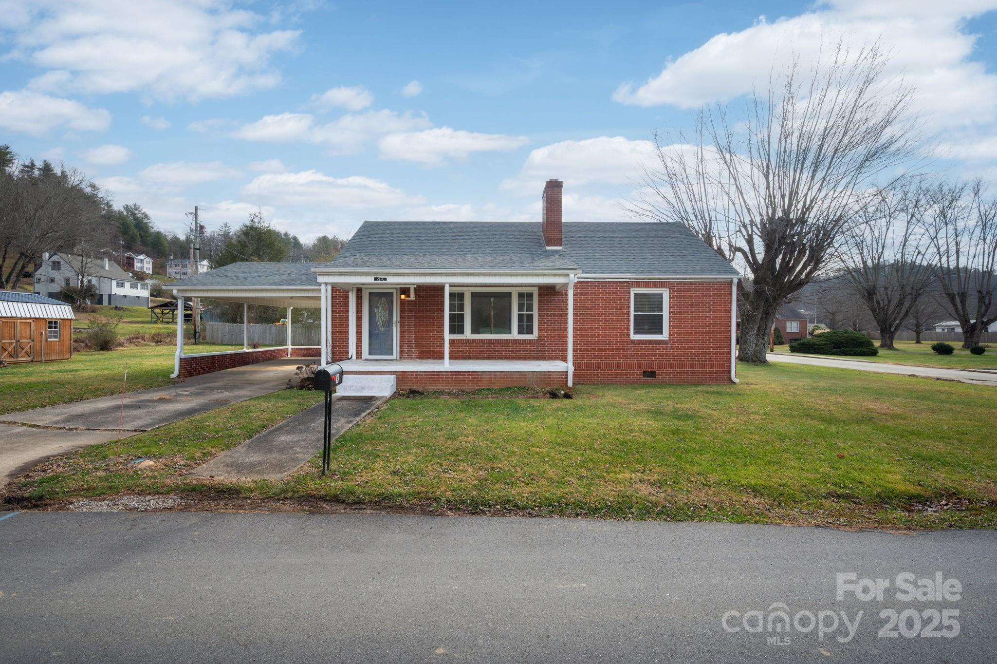 43 Henline Lane Bakersville NC 28705