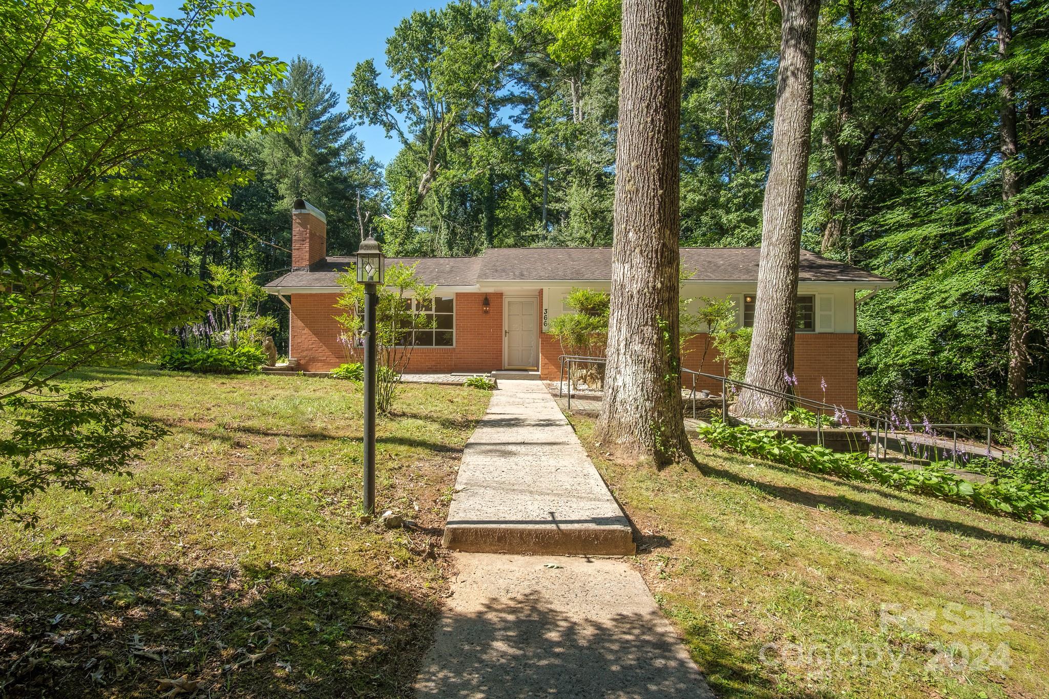 366 Oak Park Drive Brevard NC 28712