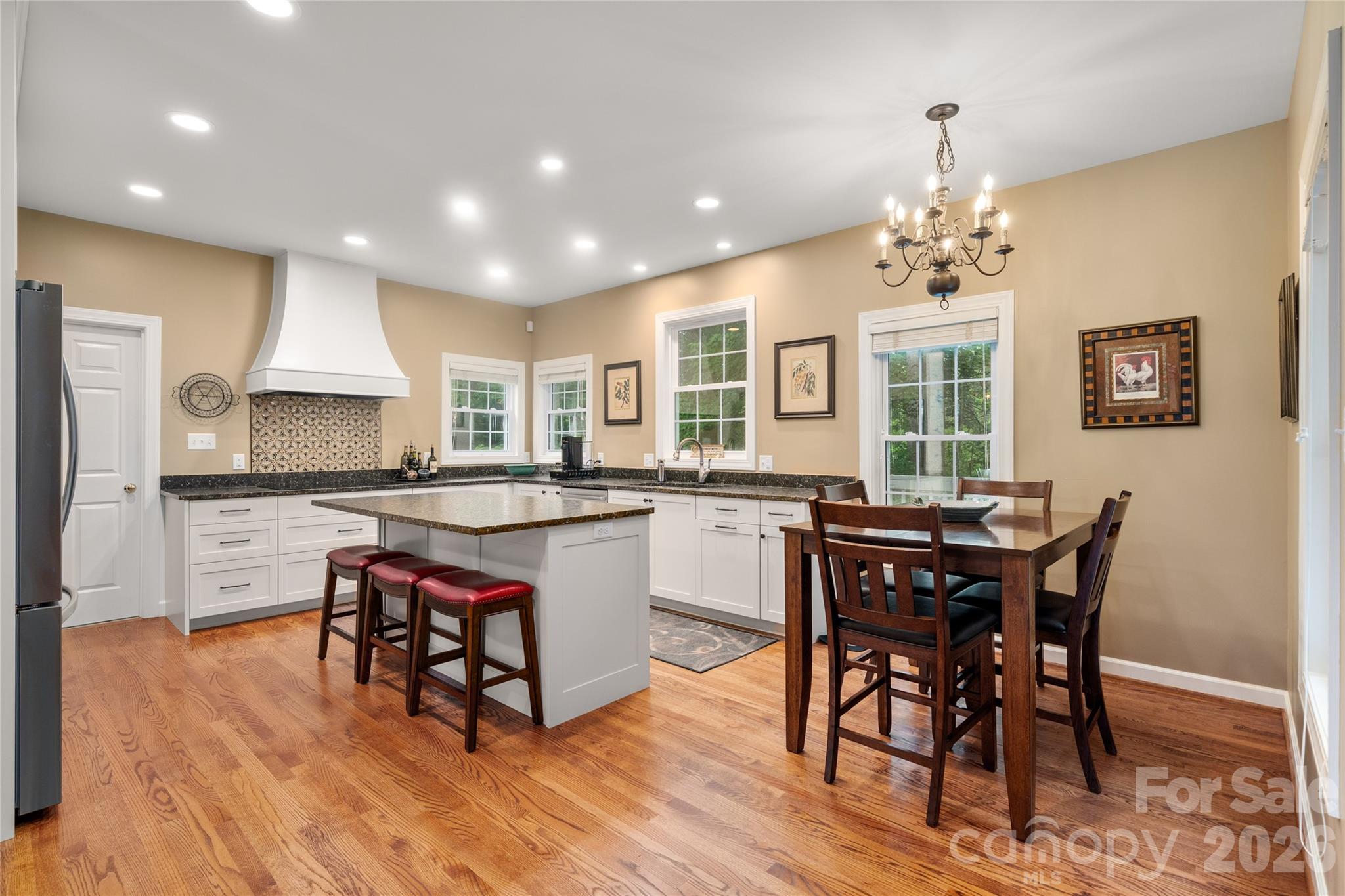100 Welwyn Lane Asheville NC 28805
