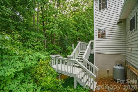 100 Welwyn Lane Asheville NC 28805