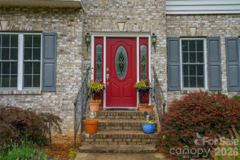 100 Welwyn Lane Asheville NC 28805