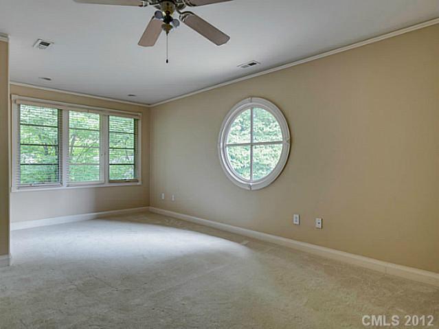 2444 Tanglewood Lane Charlotte NC 28211