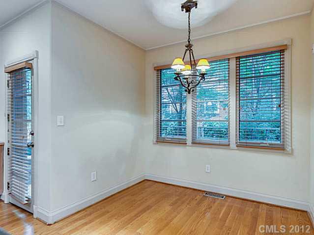 2444 Tanglewood Lane Charlotte NC 28211