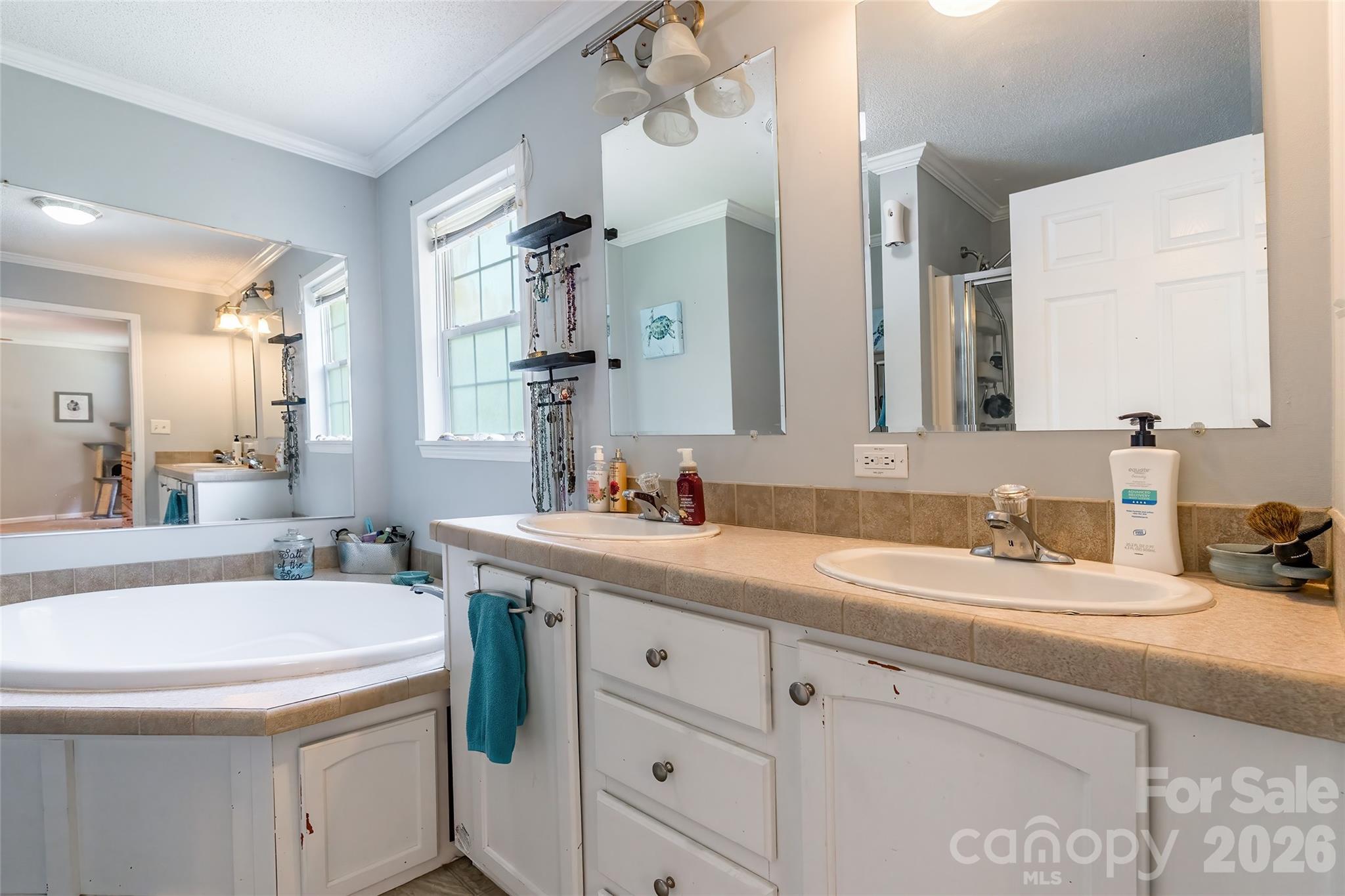 1828 Pine Hollow Place Hudson NC 28638