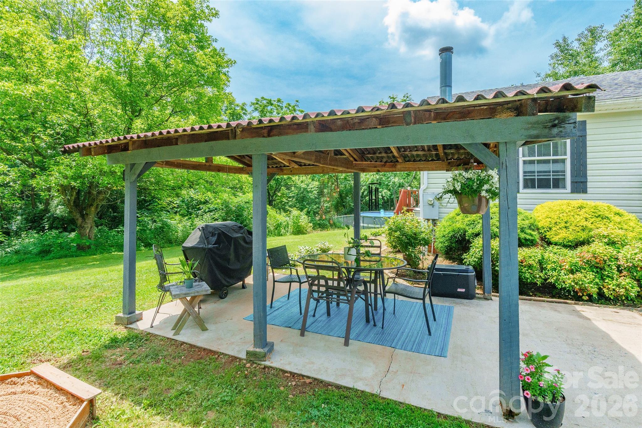 1828 Pine Hollow Place Hudson NC 28638