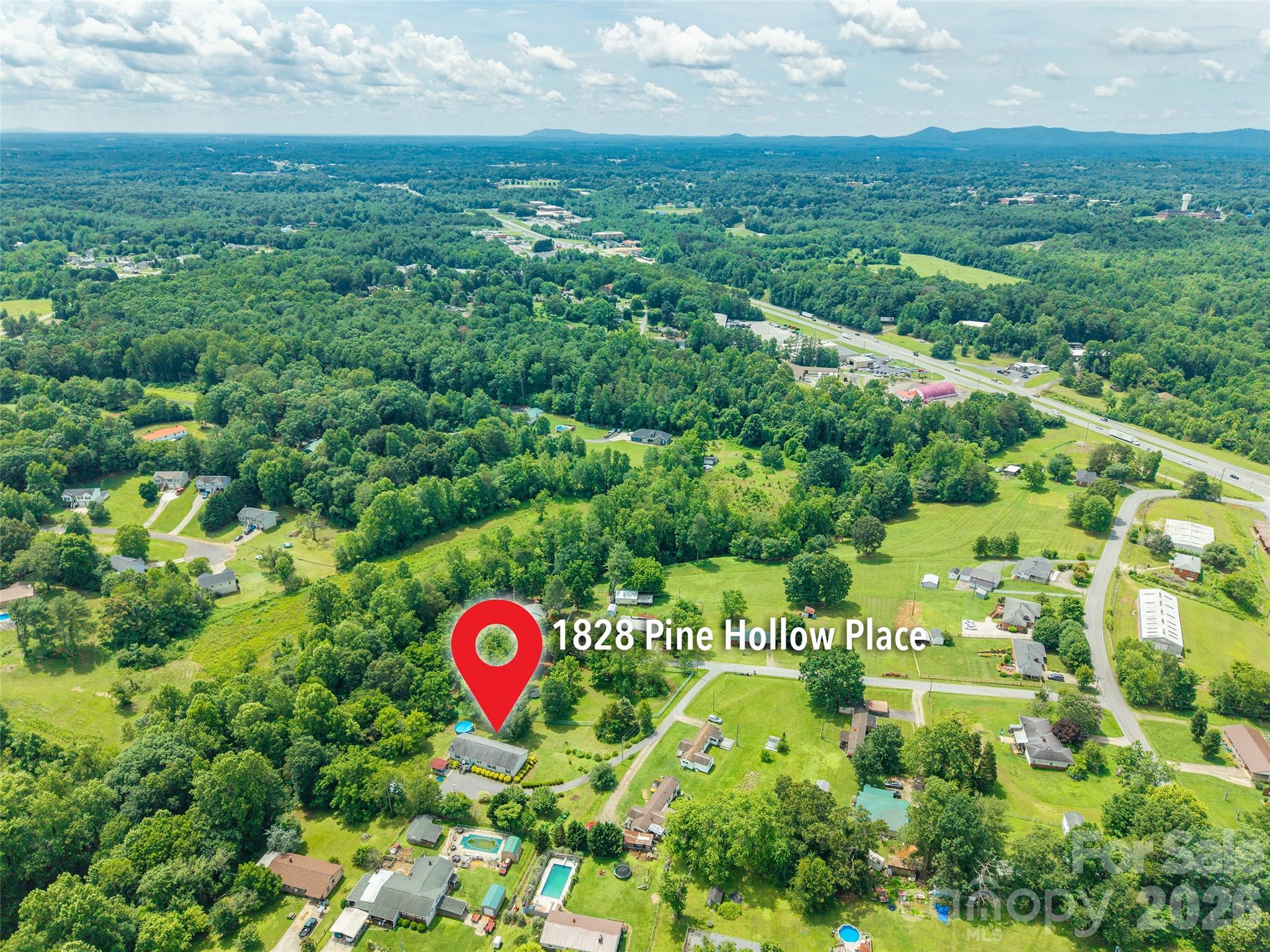 1828 Pine Hollow Place Hudson NC 28638