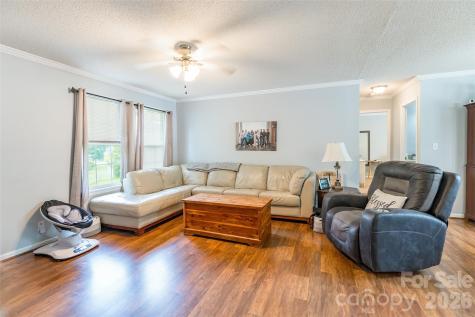 1828 Pine Hollow Place Hudson NC 28638