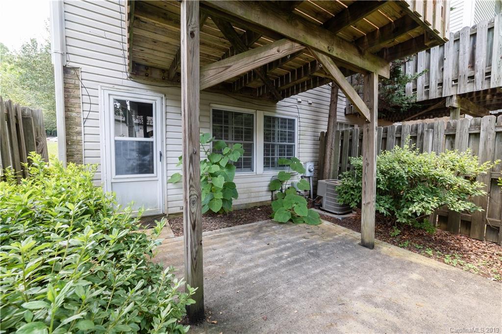 1325 Maple Shade Lane Charlotte NC 28270