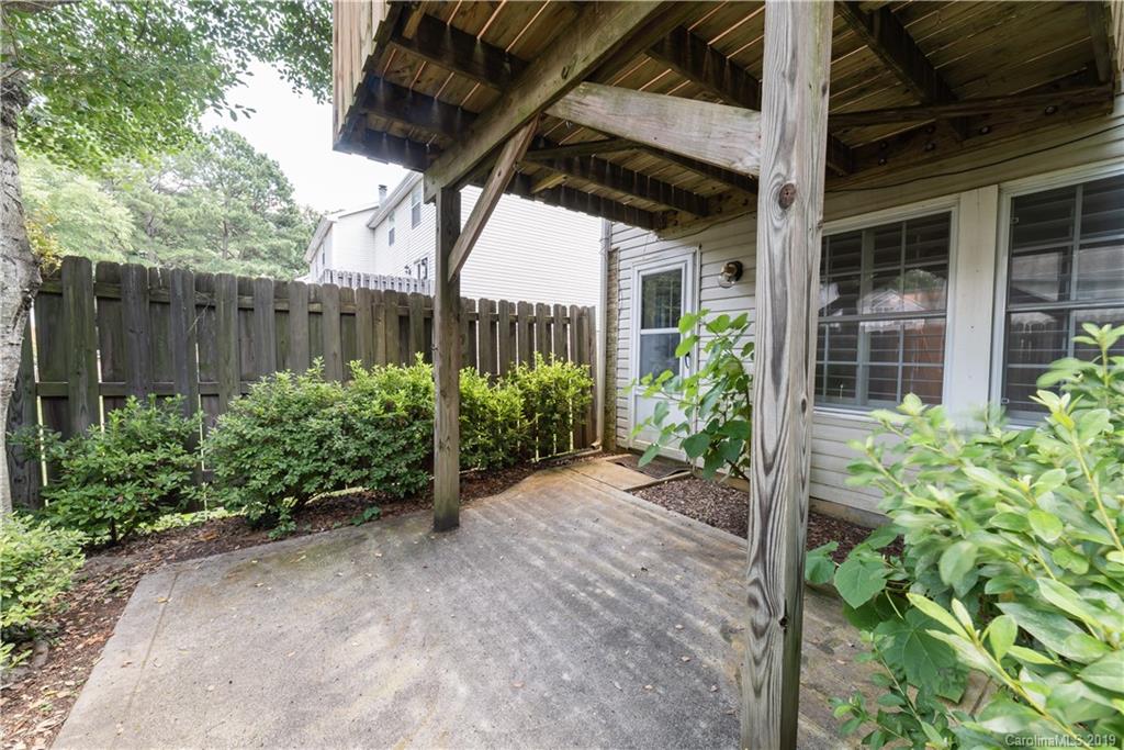 1325 Maple Shade Lane Charlotte NC 28270
