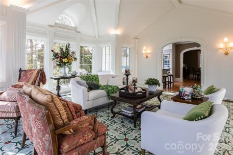 40 Forest Road Asheville NC 28803