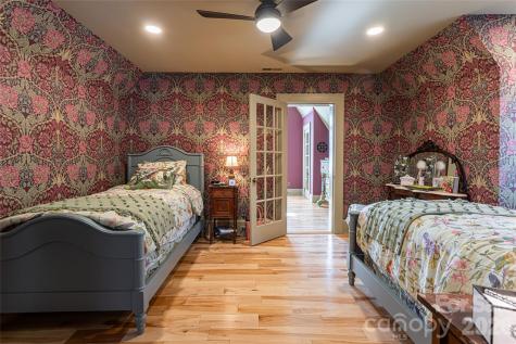 40 Forest Road Asheville NC 28803