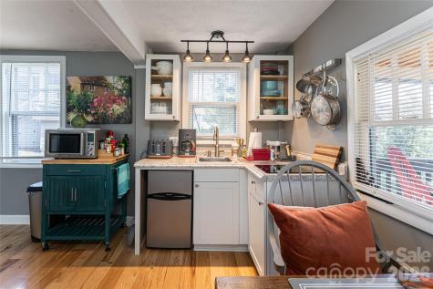 40 Forest Road Asheville NC 28803