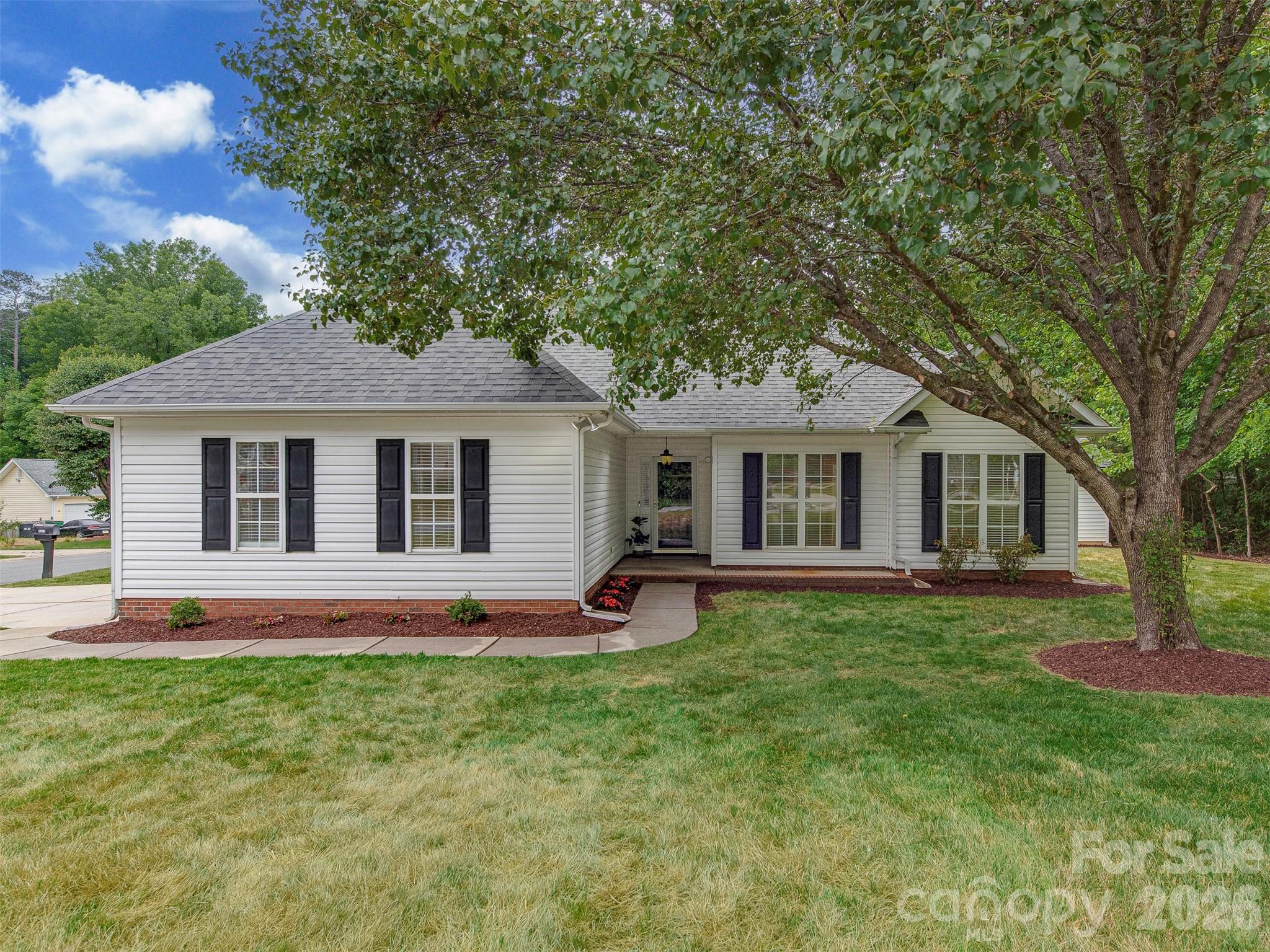 9221 Forest Green Drive Charlotte NC 28227
