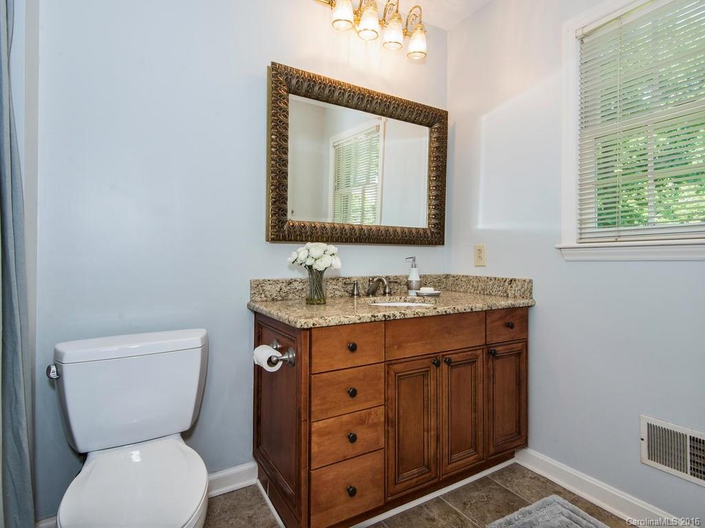 3215 Johnny Cake Lane Charlotte NC 28226