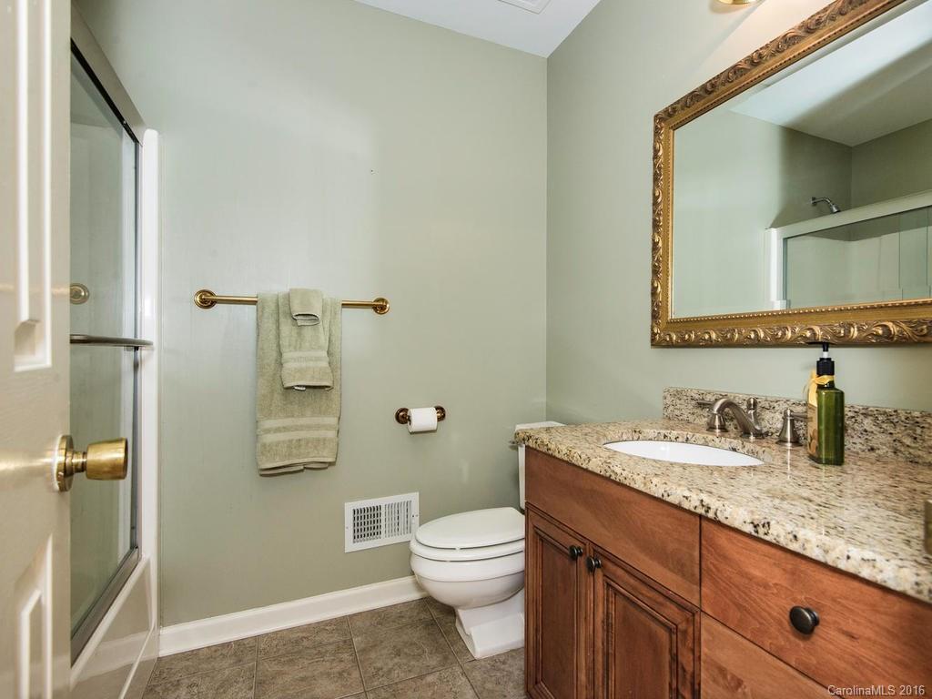 3215 Johnny Cake Lane Charlotte NC 28226