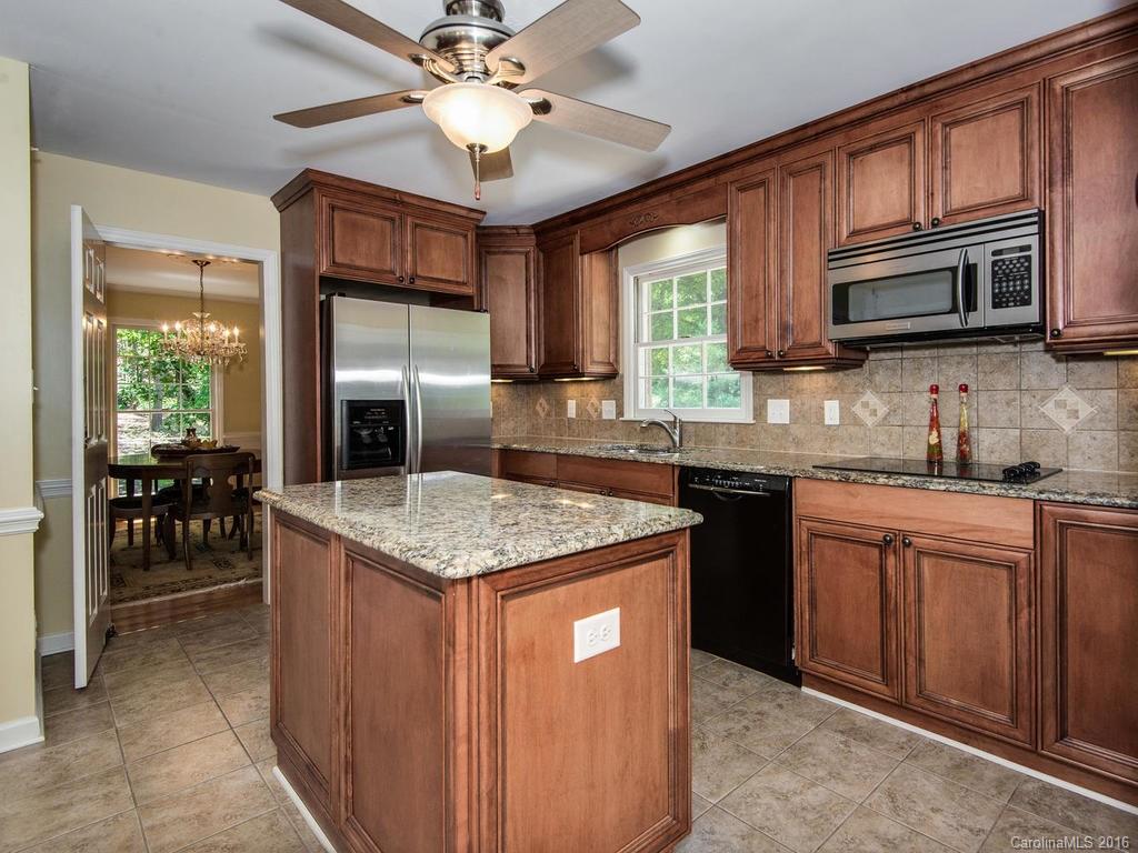 3215 Johnny Cake Lane Charlotte NC 28226