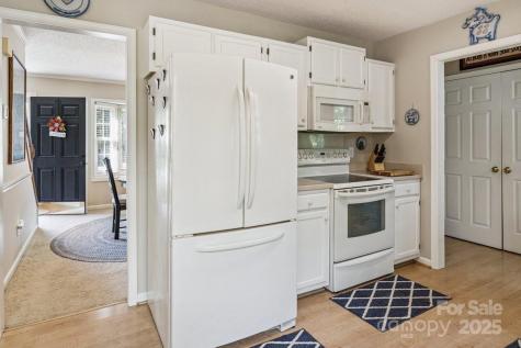 2 Westminster Drive Asheville NC 28804