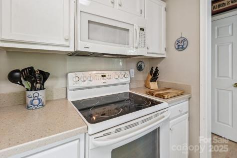 2 Westminster Drive Asheville NC 28804