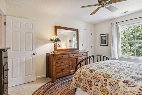 2 Westminster Drive Asheville NC 28804