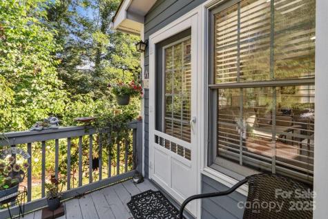 2 Westminster Drive Asheville NC 28804