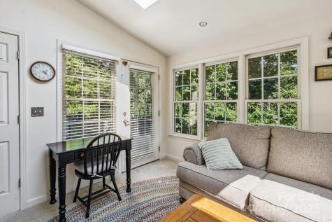 2 Westminster Drive Asheville NC 28804