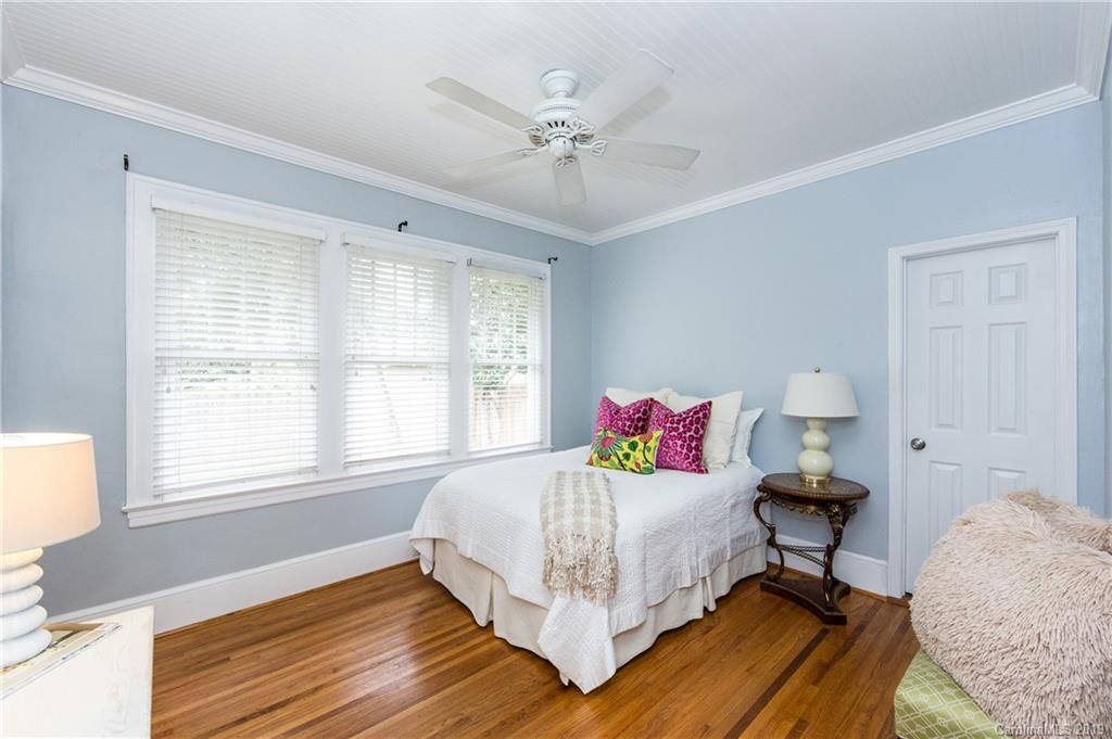 2328 Sharon Road Charlotte NC 28207