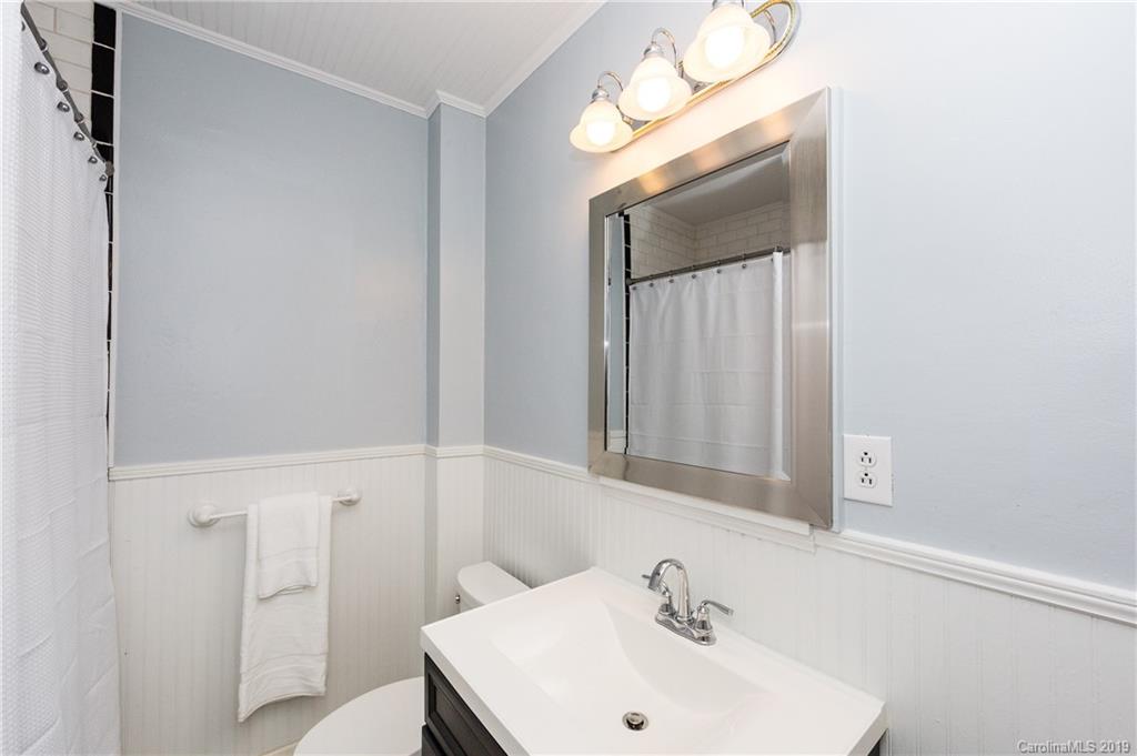 2328 Sharon Road Charlotte NC 28207