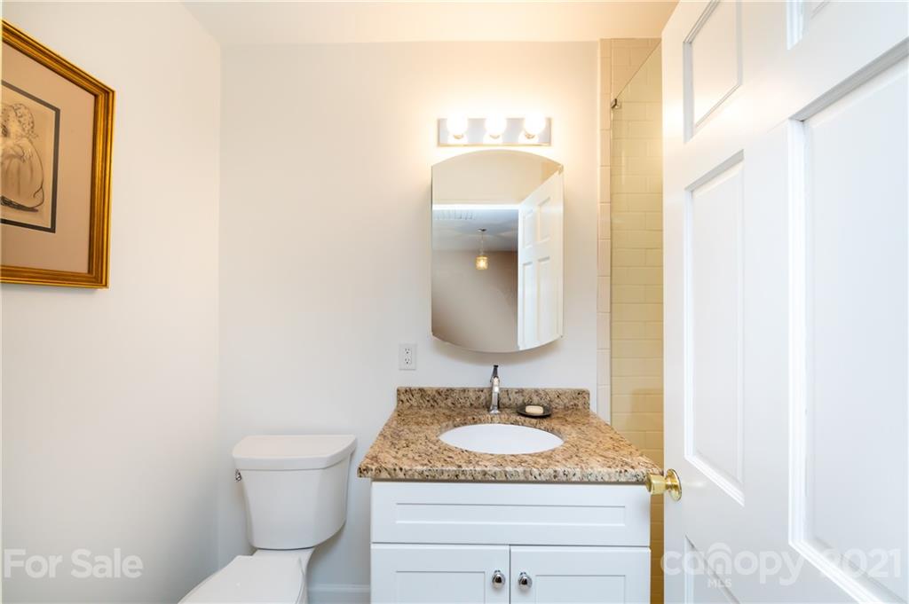 3216 Ferncliff Road Charlotte NC 28211