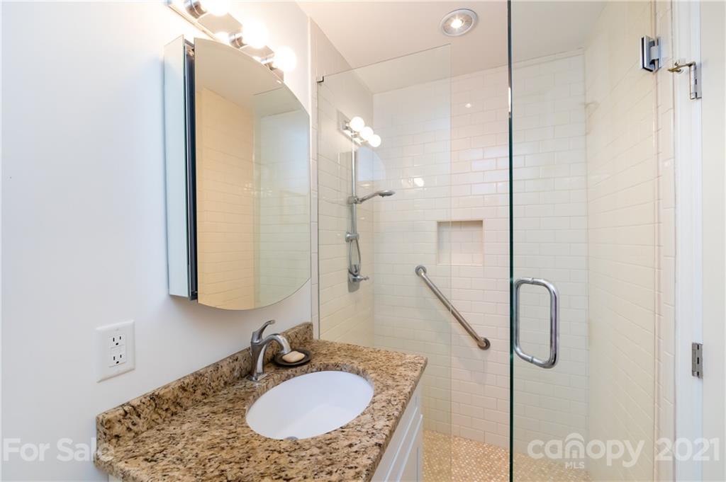 3216 Ferncliff Road Charlotte NC 28211