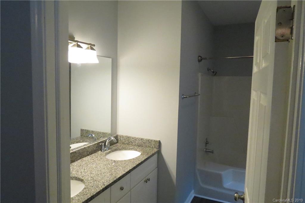 1127 Autumnwood Lane Charlotte NC 28213
