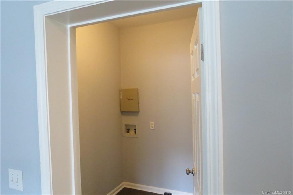 1127 Autumnwood Lane Charlotte NC 28213