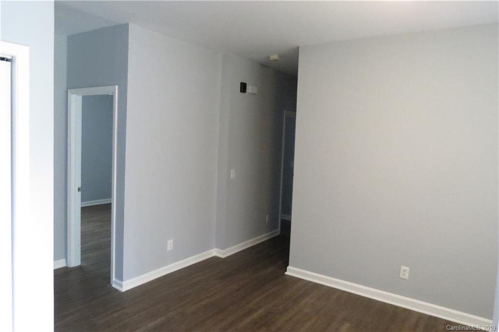 1127 Autumnwood Lane Charlotte NC 28213