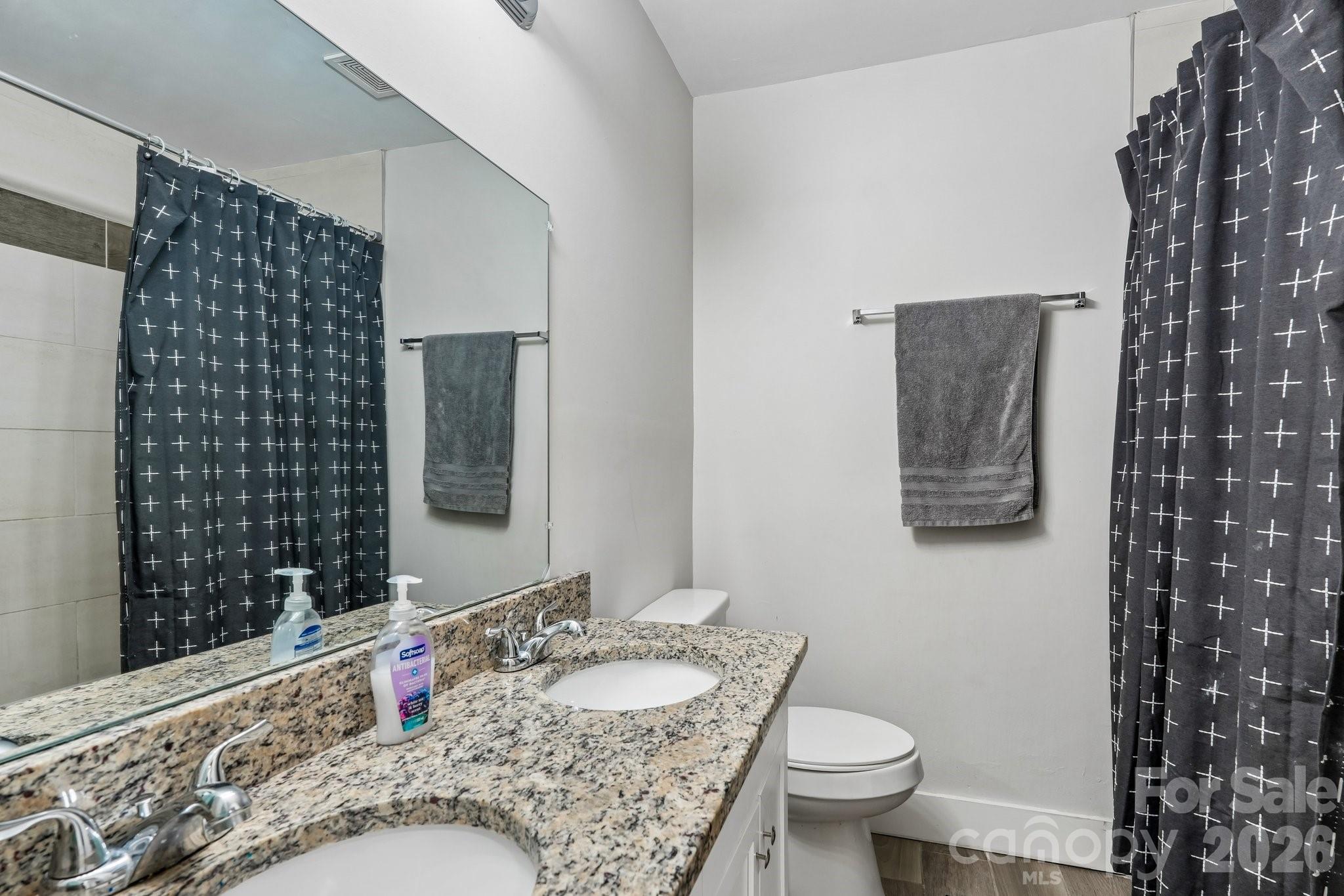 1824 Double Oaks Road Charlotte NC 28206