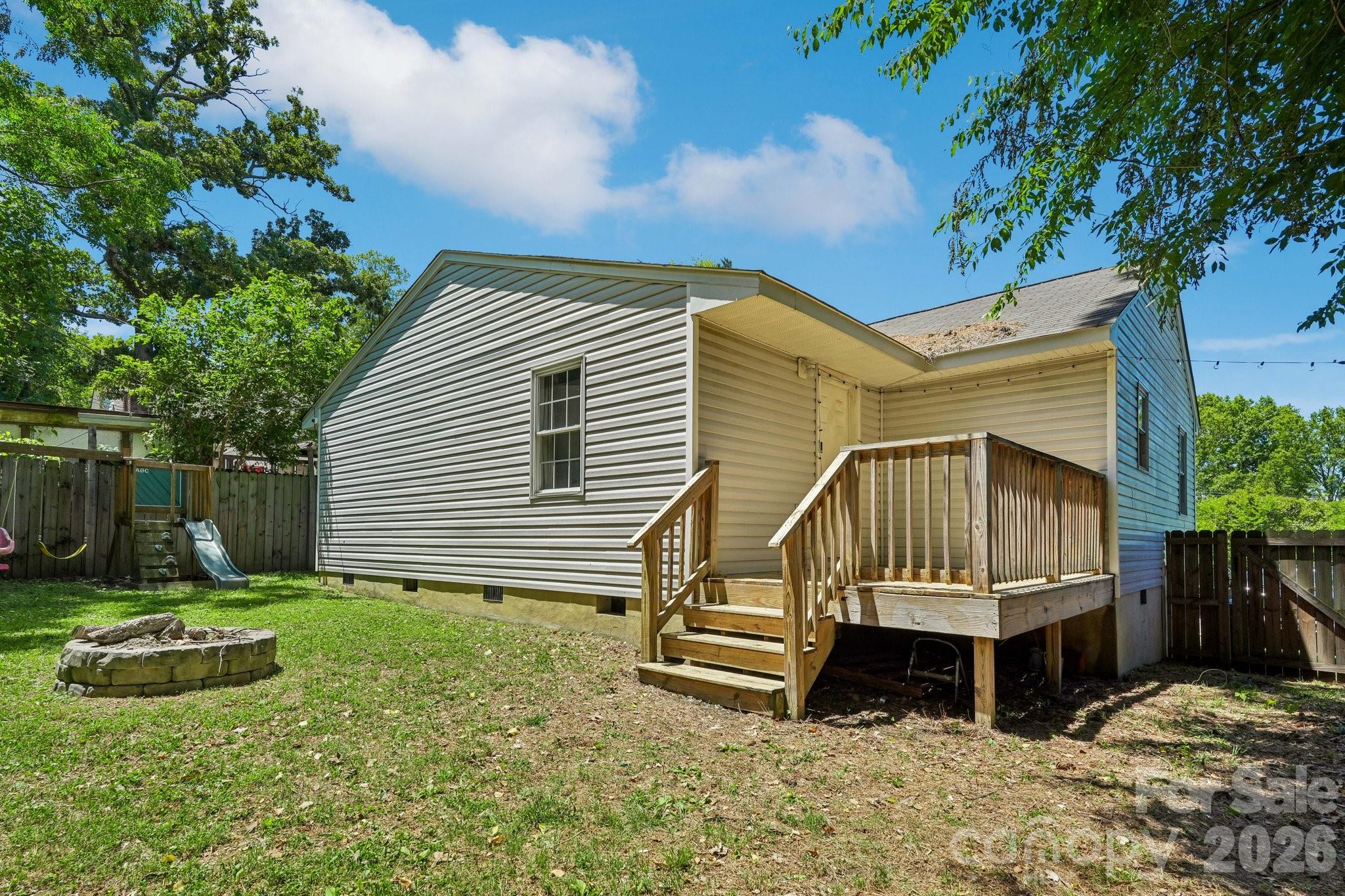 1824 Double Oaks Road Charlotte NC 28206
