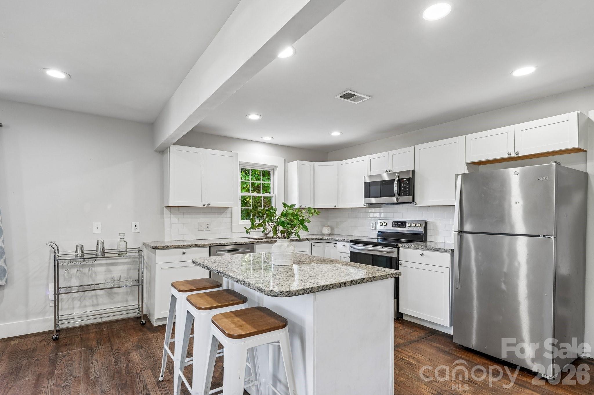 1824 Double Oaks Road Charlotte NC 28206