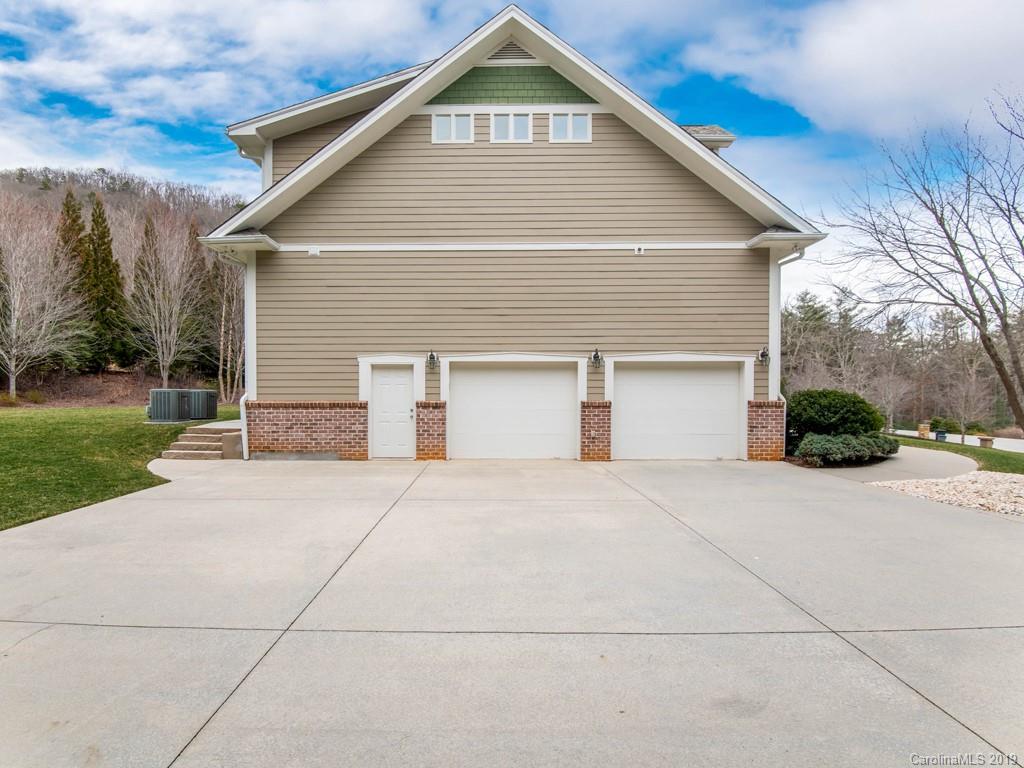 243 South Plains Drive Asheville NC 28803