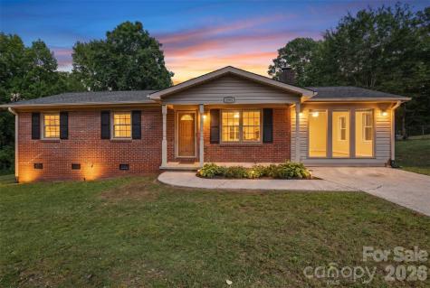 1903 Robyn Avenue Shelby NC 28152