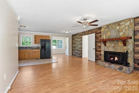 1903 Robyn Avenue Shelby NC 28152