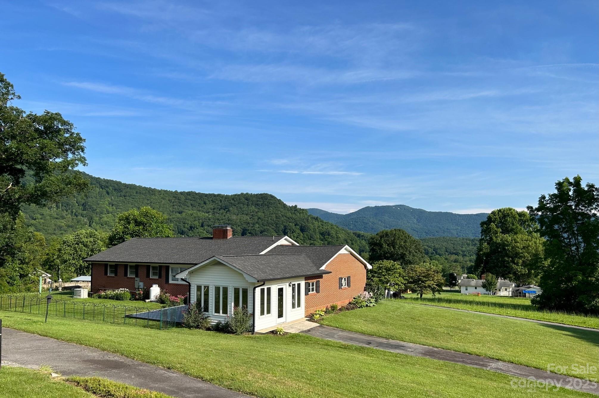 54 Dolly Drive Waynesville NC 28786