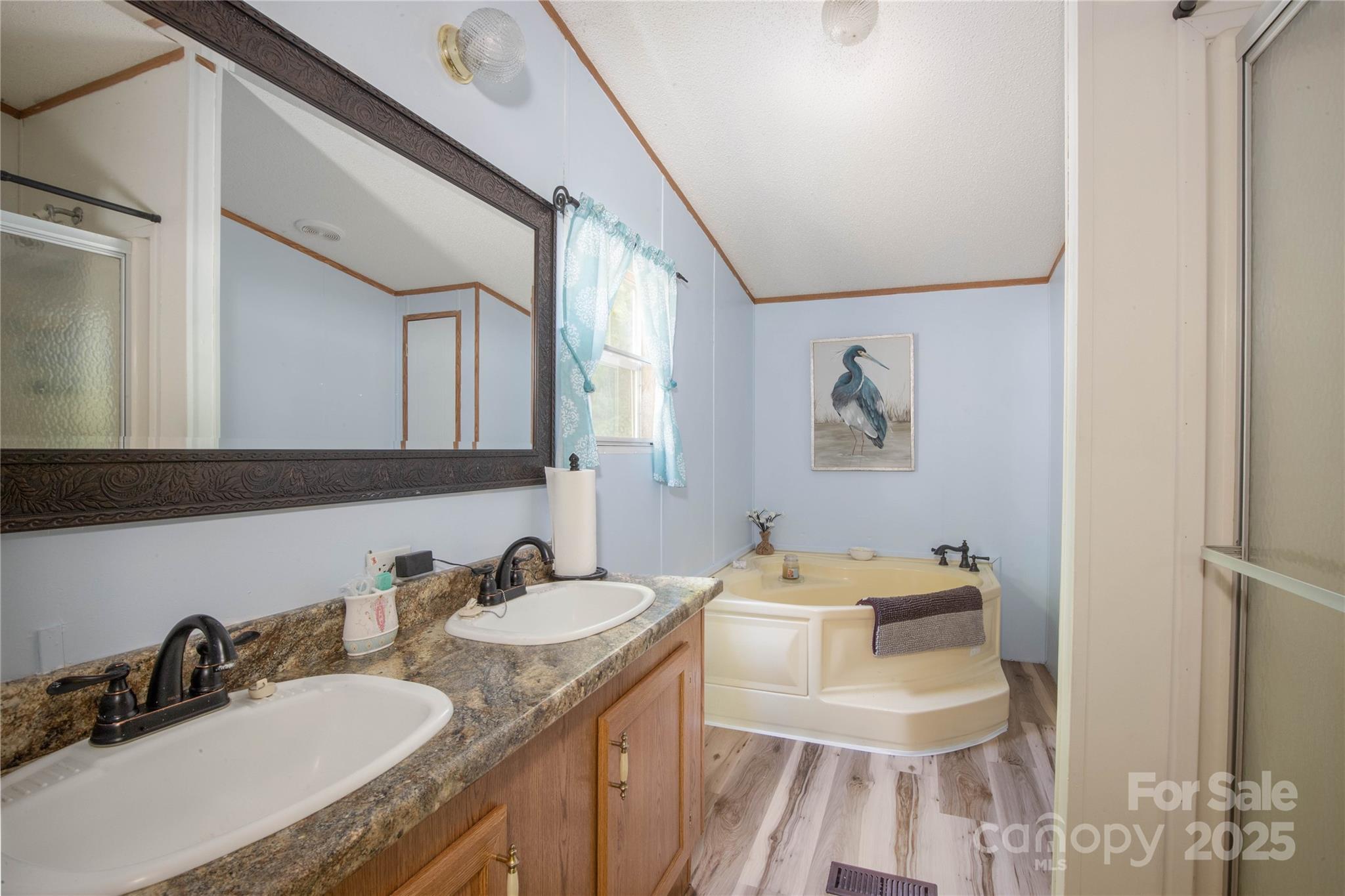 689 Bradford Road Burnsville NC 28714